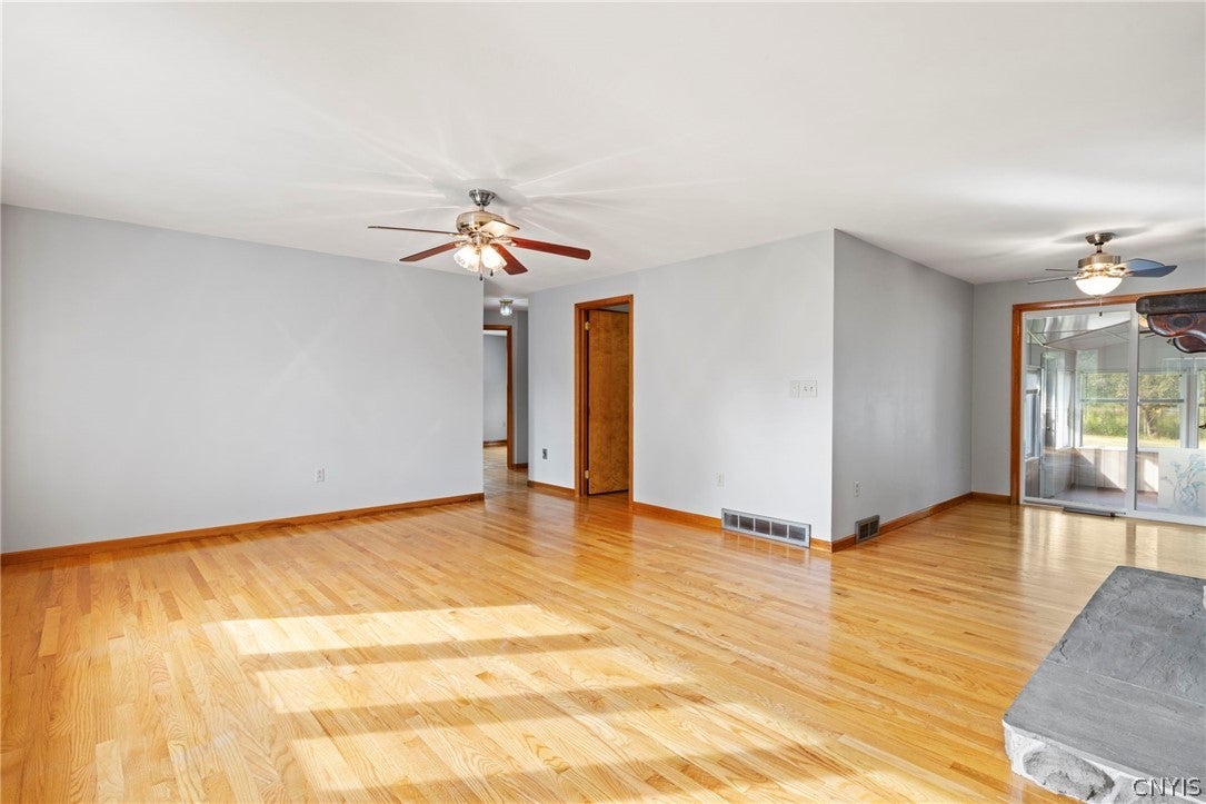 7761 Davis Road Syracuse, NY 13212 - Photo 13 of 46 Gallery Image 13