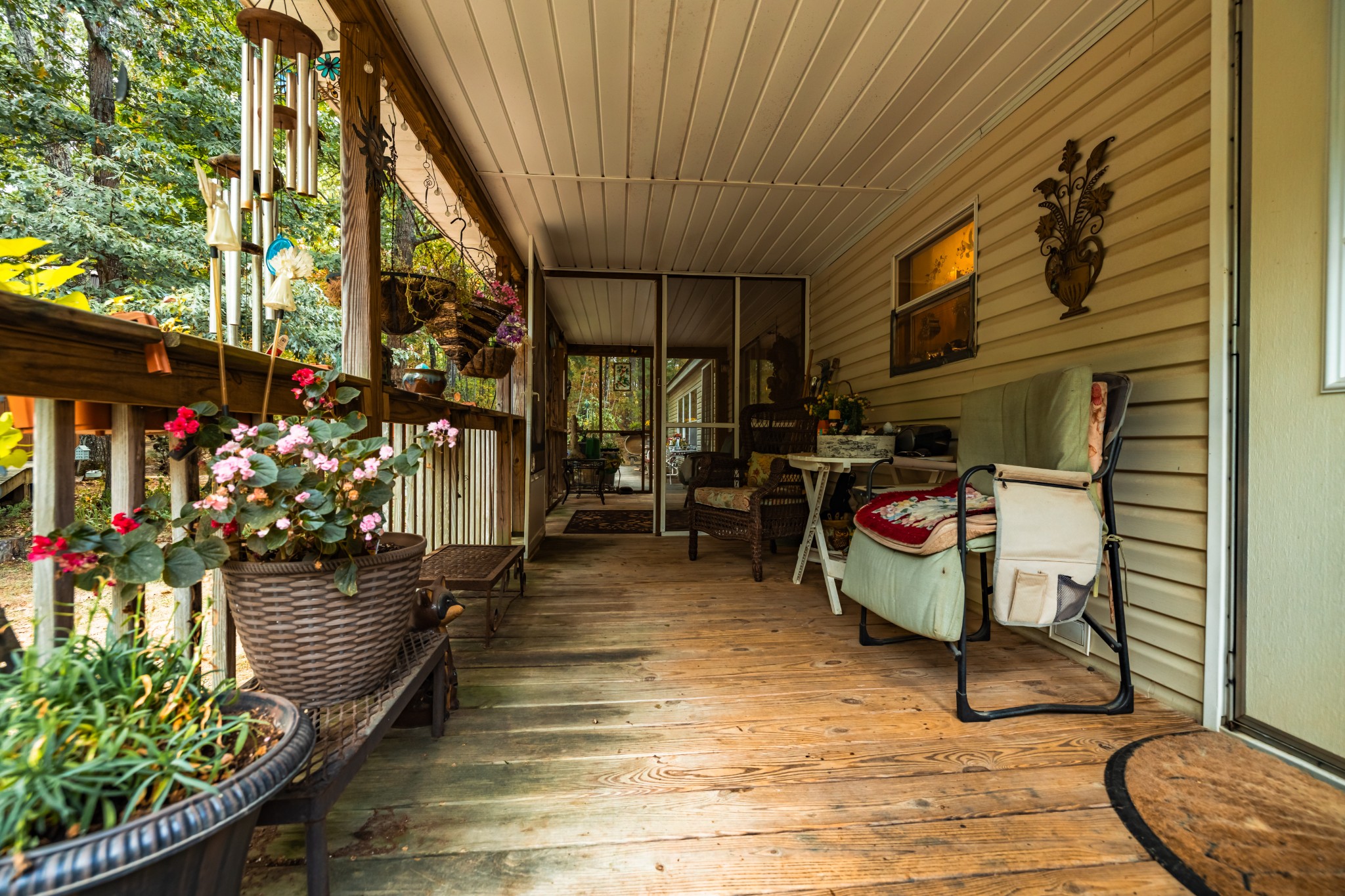 382 Locust Road Dunlap, TN 37327 - Photo 36 of 44 a view of a chairs and tables in patio
