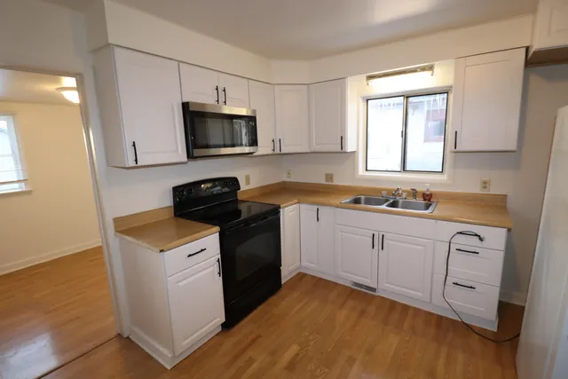 $144,900 | 417 7th Avenue East, Ashland, WI 54806