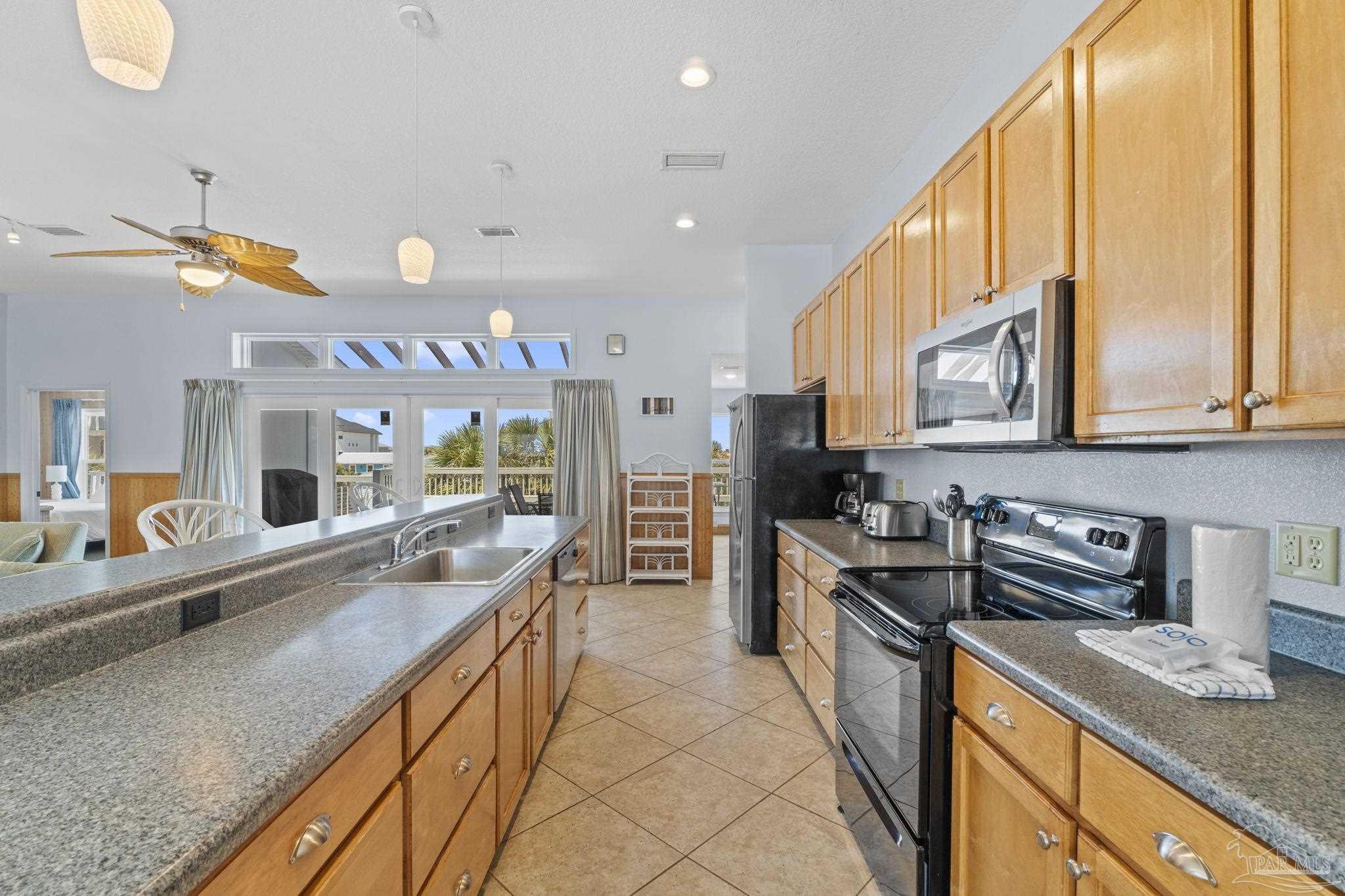 811 Ariola Drive Pensacola Beach, FL 32561 - Photo 13 of 48