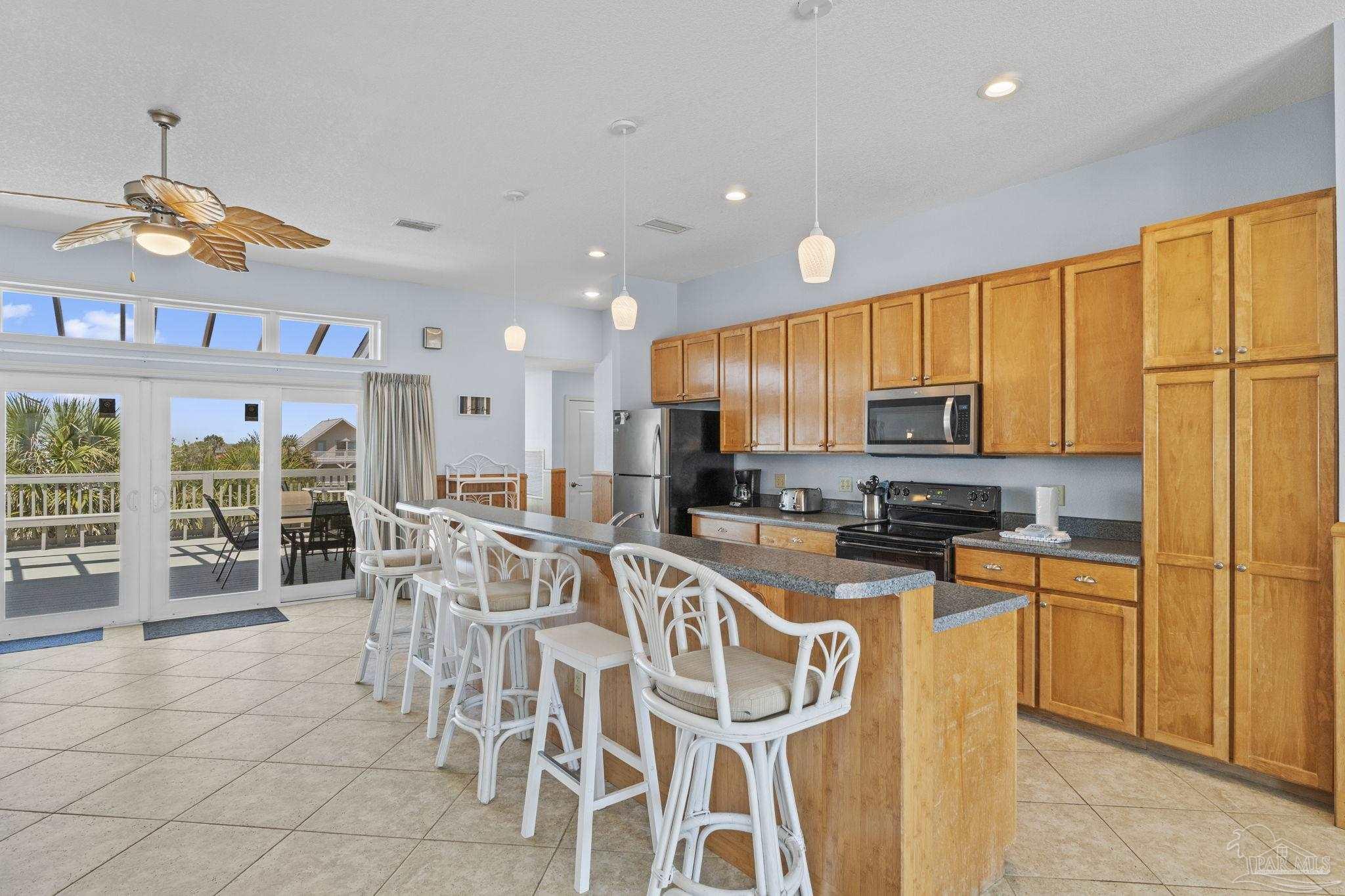 811 Ariola Drive Pensacola Beach, FL 32561 - Photo 6 of 48