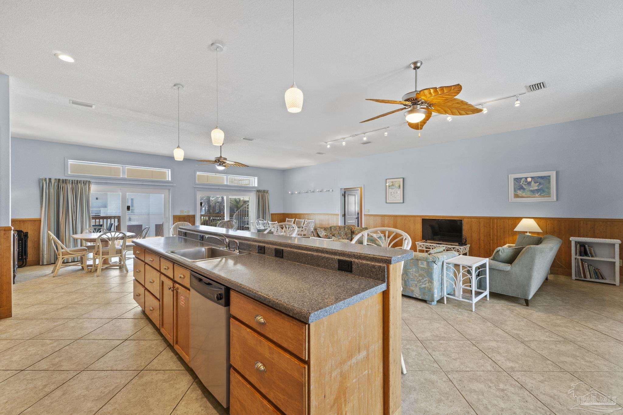 811 Ariola Drive Pensacola Beach, FL 32561 - Photo 8 of 48