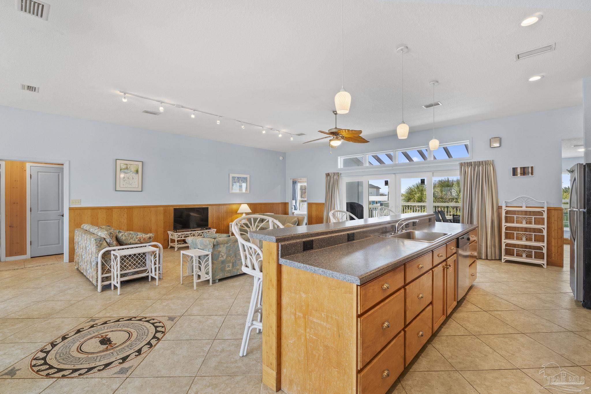 811 Ariola Drive Pensacola Beach, FL 32561 - Photo 10 of 48