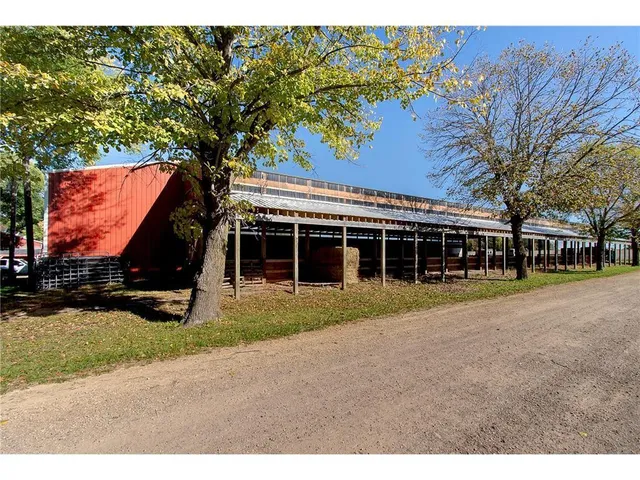 $3,637,500 | 3035 Lake Sarah Road, Maple Plain, MN 55359