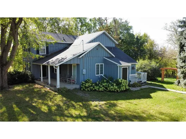 $3,637,500 | 3035 Lake Sarah Road, Maple Plain, MN 55359