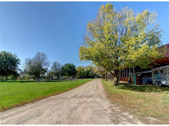 $3,637,500 | 3035 Lake Sarah Road, Maple Plain, MN 55359