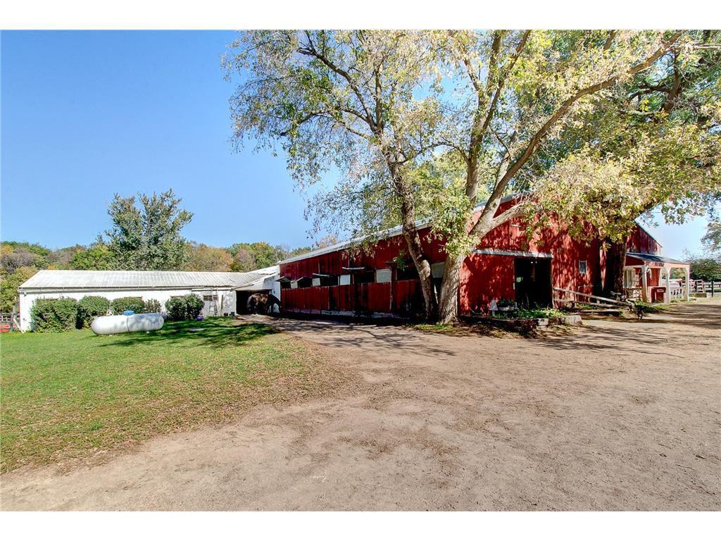 3035 Lake Sarah Road Maple Plain, MN 55359 - Photo 9 of 104