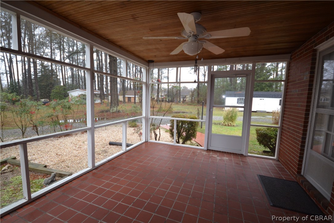 220 Sutton Avenue Reedville, VA 22539 - Photo 18 of 24