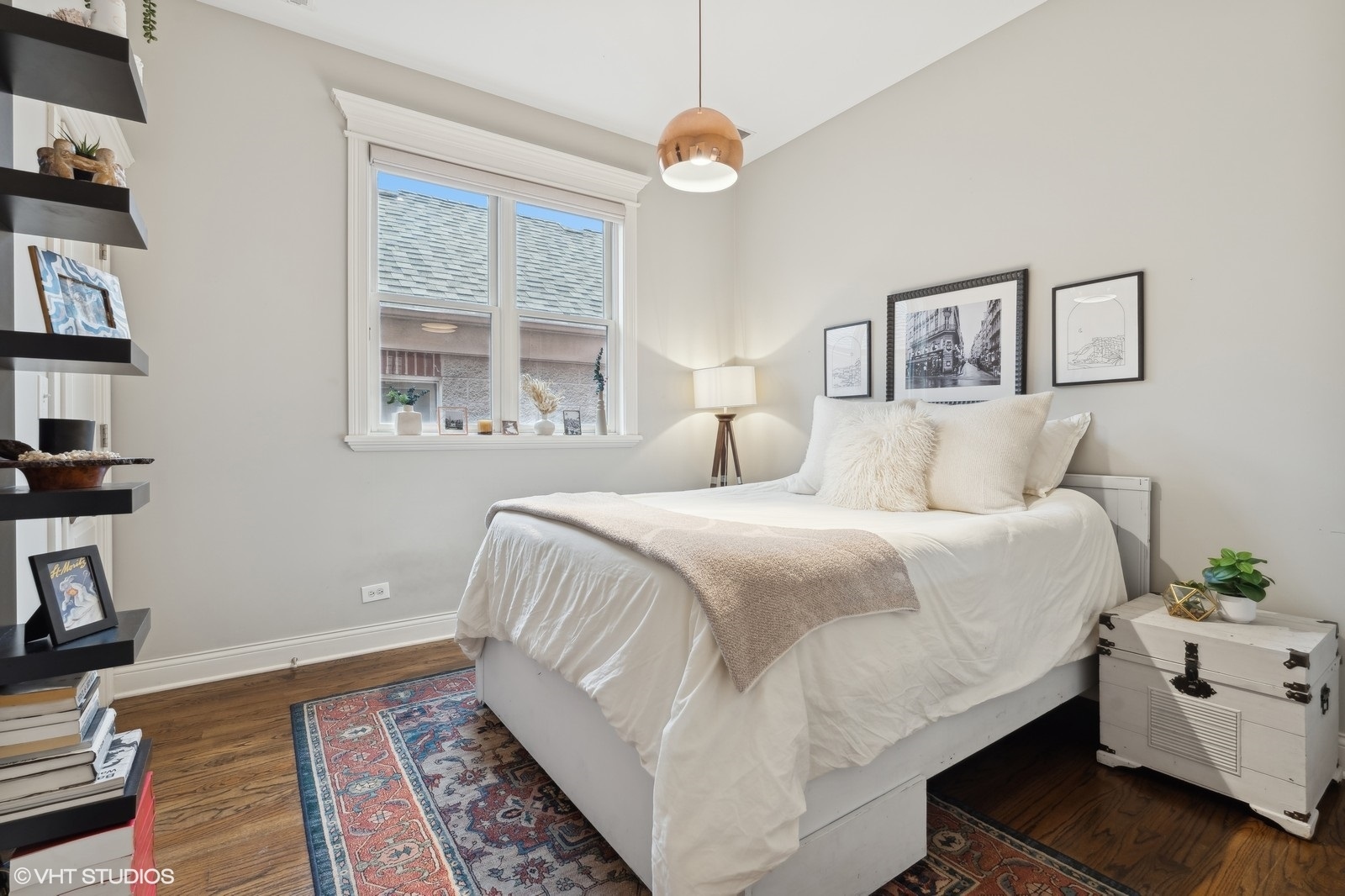 3232 North Seminary Avenue, Unit 3 Chicago, IL 60657 - Photo 14 of 22 a bedroom with a bed and a window