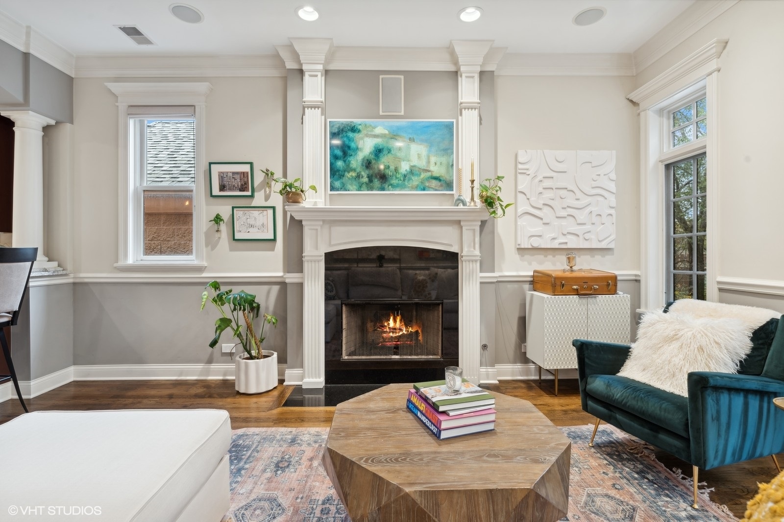 3232 North Seminary Avenue, Unit 3 Chicago, IL 60657 - Photo 4 of 22 a living room with furniture and a fireplace