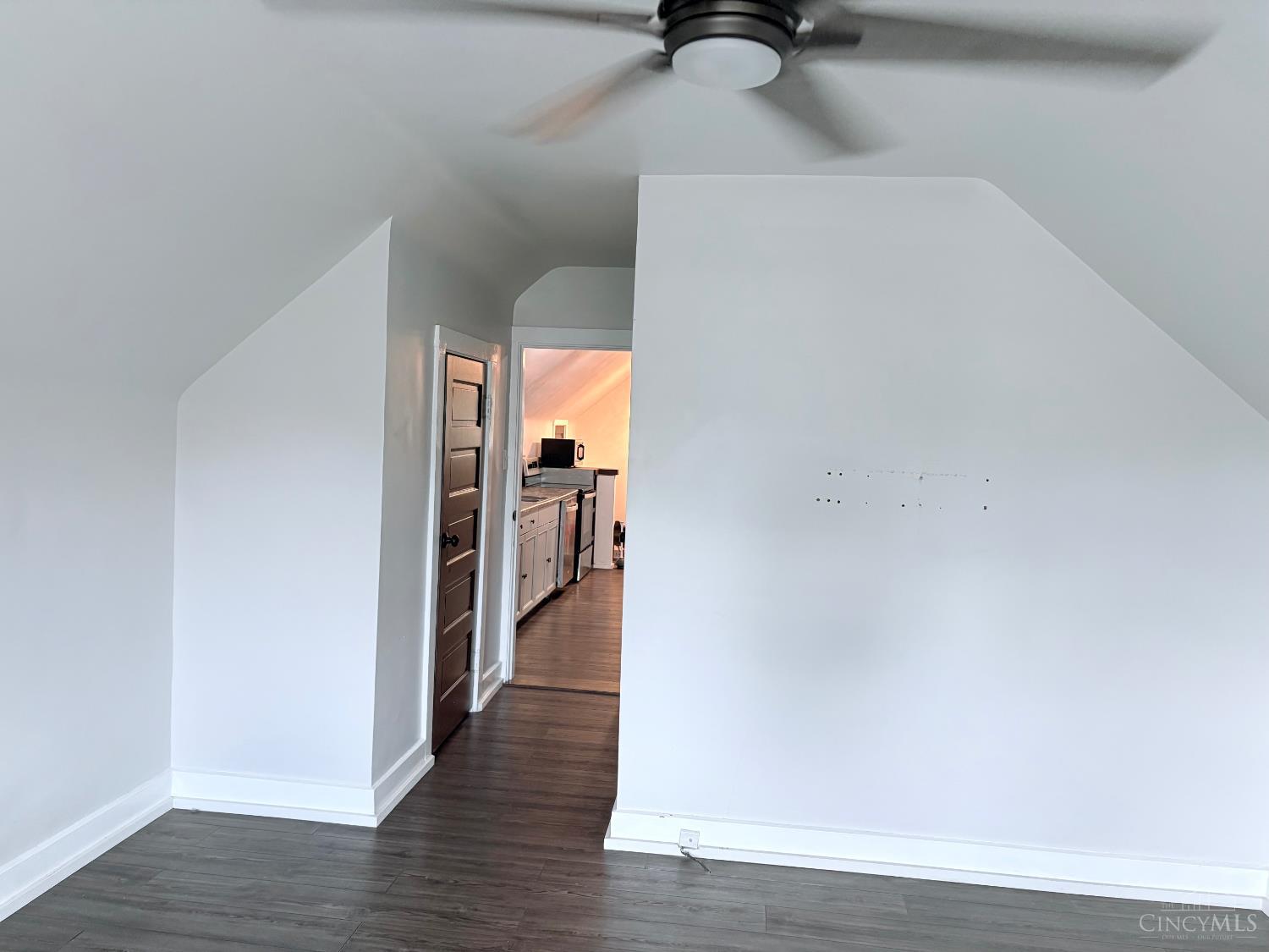 2757 Madison Road, Unit 3 Cincinnati, OH 45209 - Photo 9 of 12