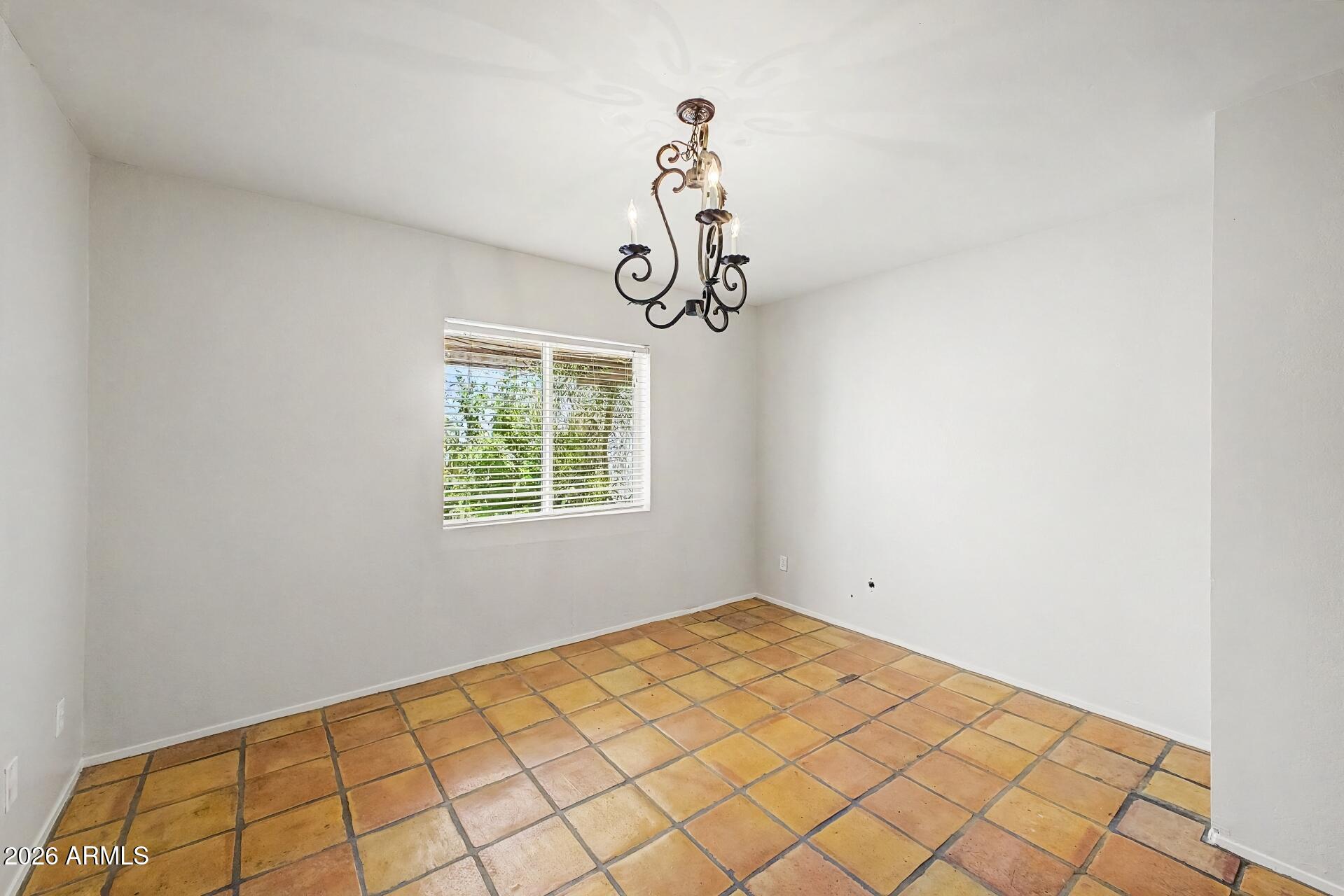 5619 South Crows Nest Road Tempe, AZ 85283 - Photo 12 of 48