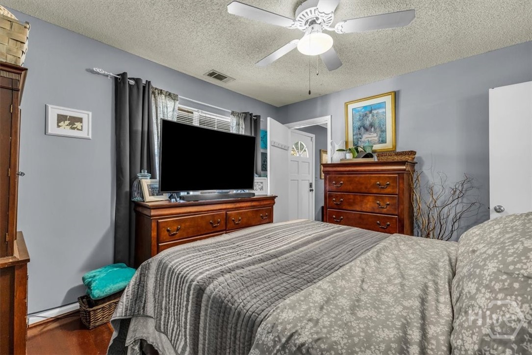 19 Sheftall Cove Savannah, GA 31410 - Photo 18 of 37