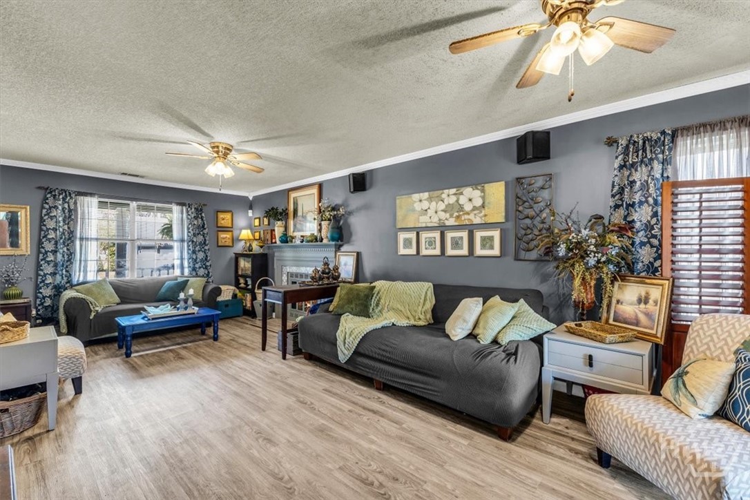 19 Sheftall Cove Savannah, GA 31410 - Photo 8 of 37