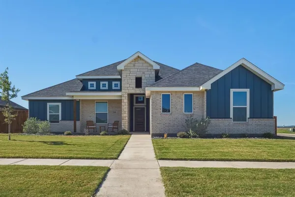 $390,000 | 301 Blue Lake Drive, Abilene, TX 79602