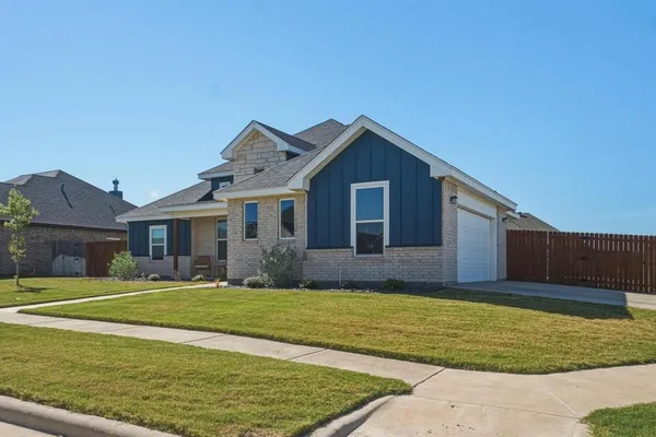$390,000 | 301 Blue Lake Drive, Abilene, TX 79602