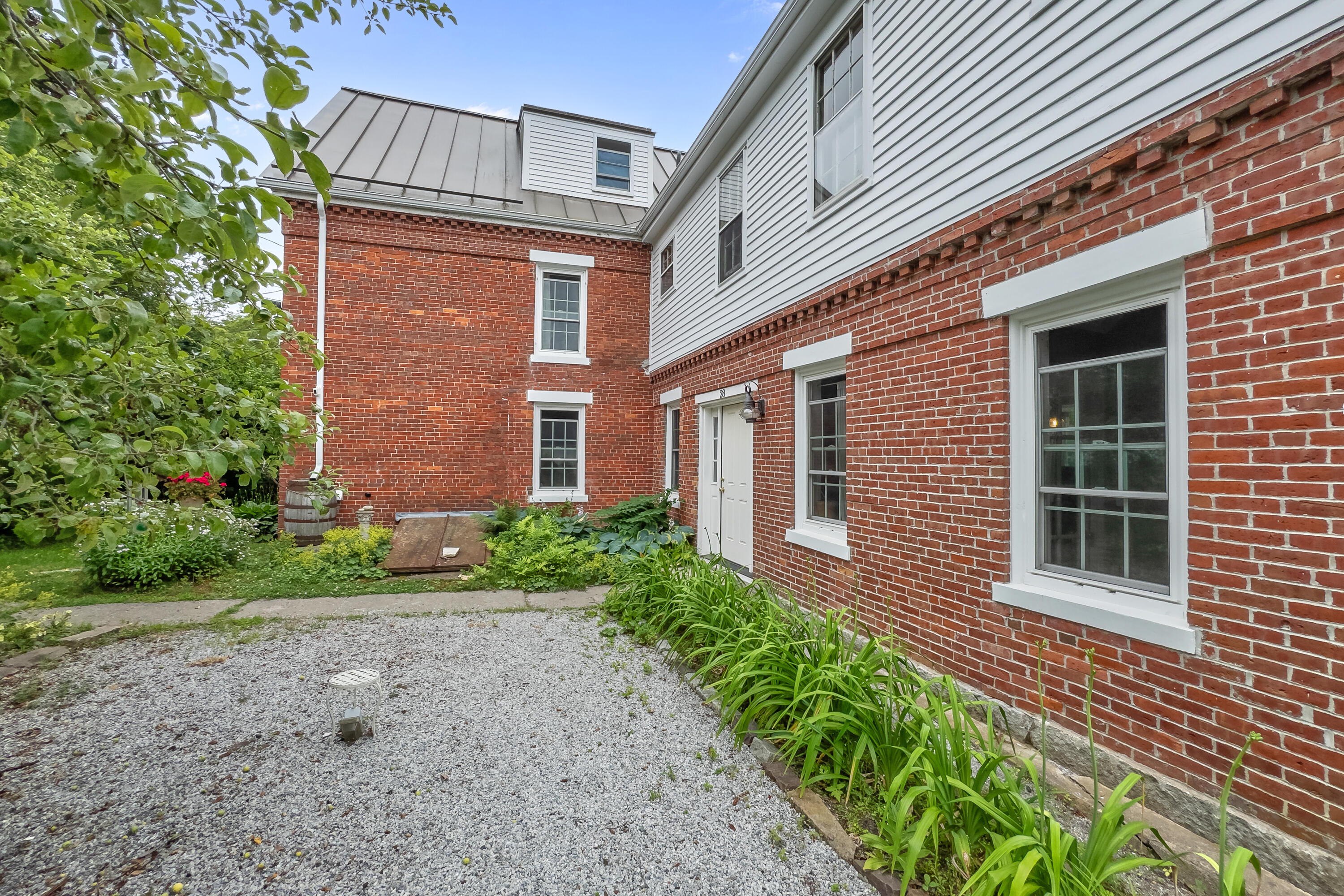28 Pleasant Street Waldoboro, ME 04572 - Photo 49 of 59 28 Pleasant Street, Waldoboro