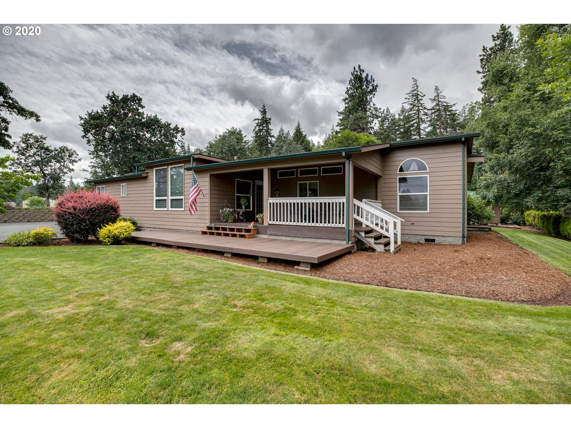 1686 Markham Road Hood River, OR 97031 - Photo 2 of 32 Gallery Image 2