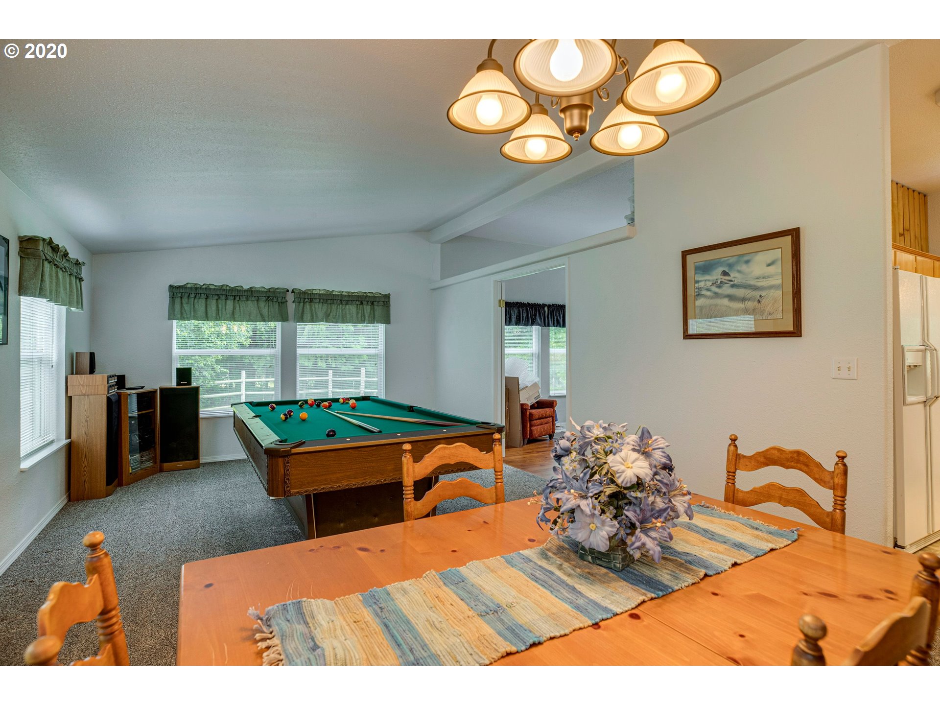 1686 Markham Road Hood River, OR 97031 - Photo 13 of 32 Gallery Image 13