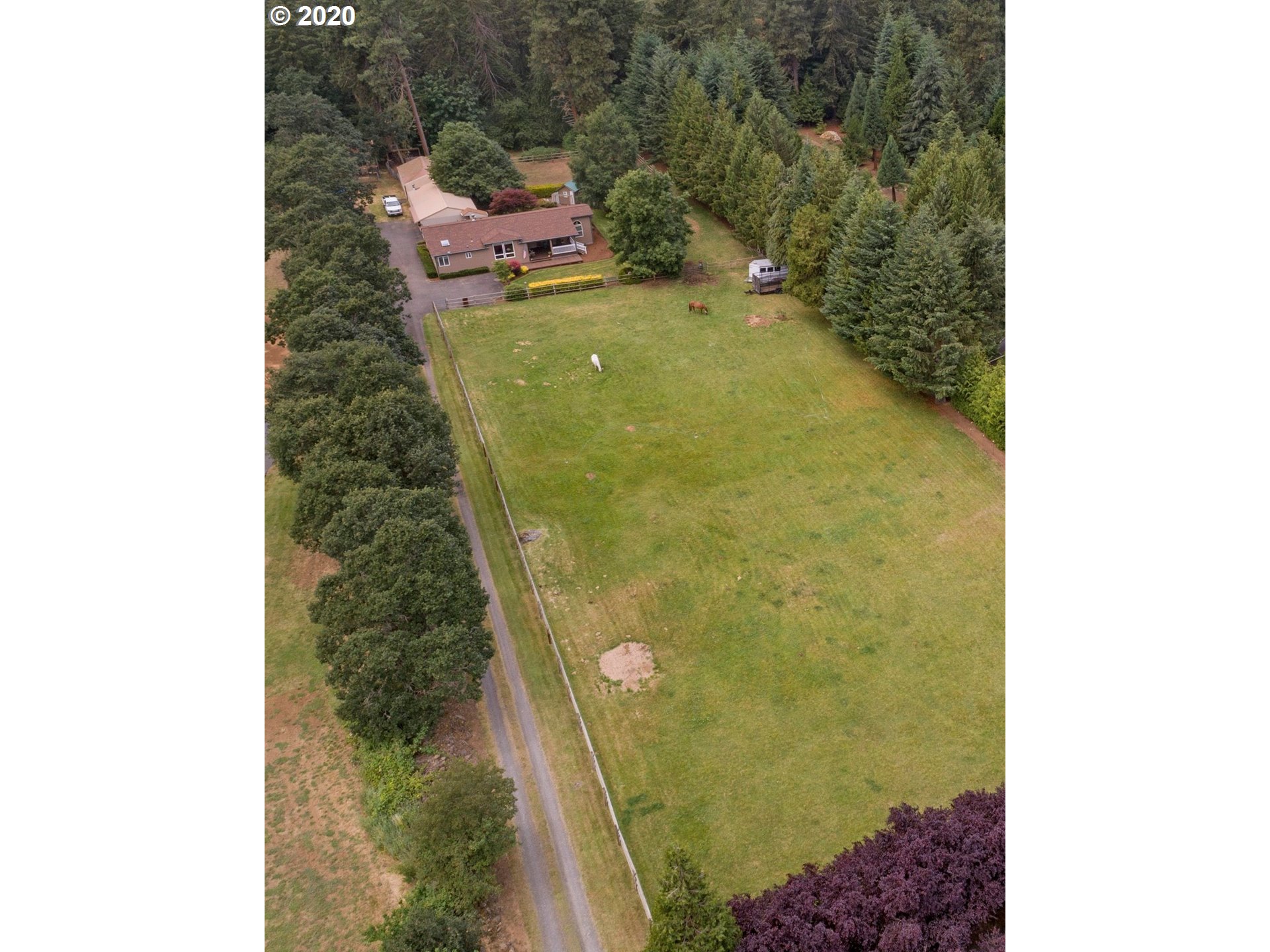1686 Markham Road Hood River, OR 97031 - Photo 3 of 32 Gallery Image 3