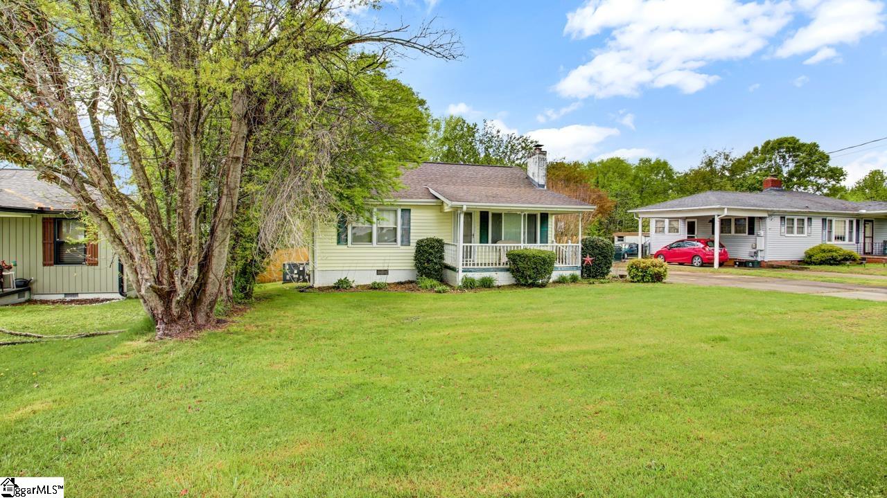 505 Ridgewood Drive Greer, SC 29651 - Photo 4 of 21 Gallery Image 4