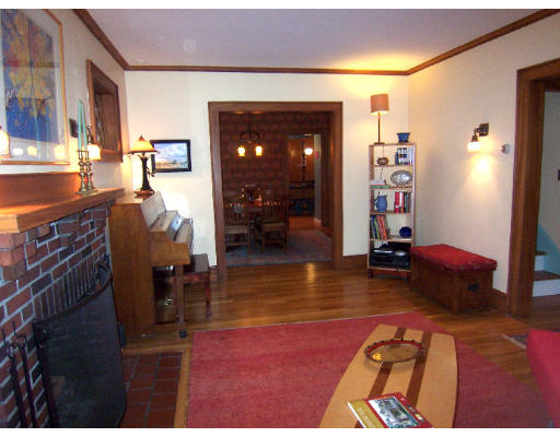 34 High Haith Road Arlington, MA 02476 - Photo 5 of 22 Gallery Image 5