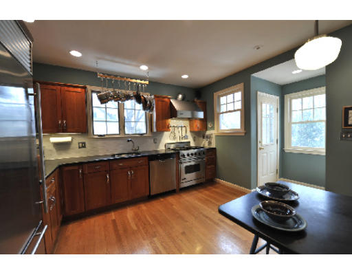 34 High Haith Road Arlington, MA 02476 - Photo 8 of 22 Gallery Image 8