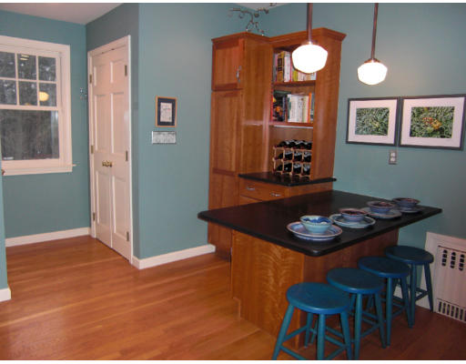 34 High Haith Road Arlington, MA 02476 - Photo 10 of 22 Gallery Image 10