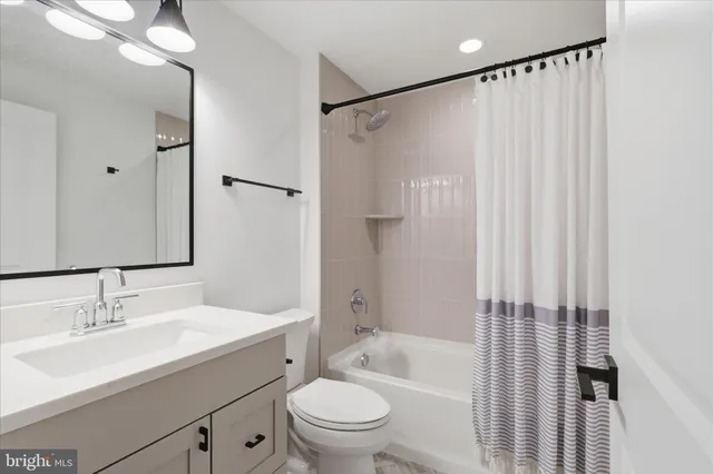 a picture of a bench in a bathroom