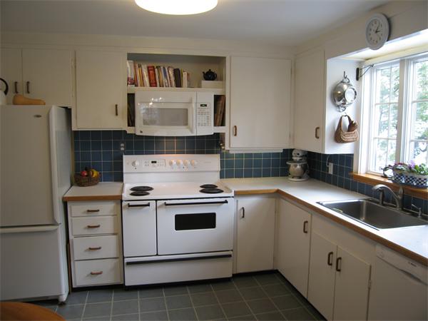 130 Walnut Hill Road Newton, MA 02461 - Photo 10 of 30