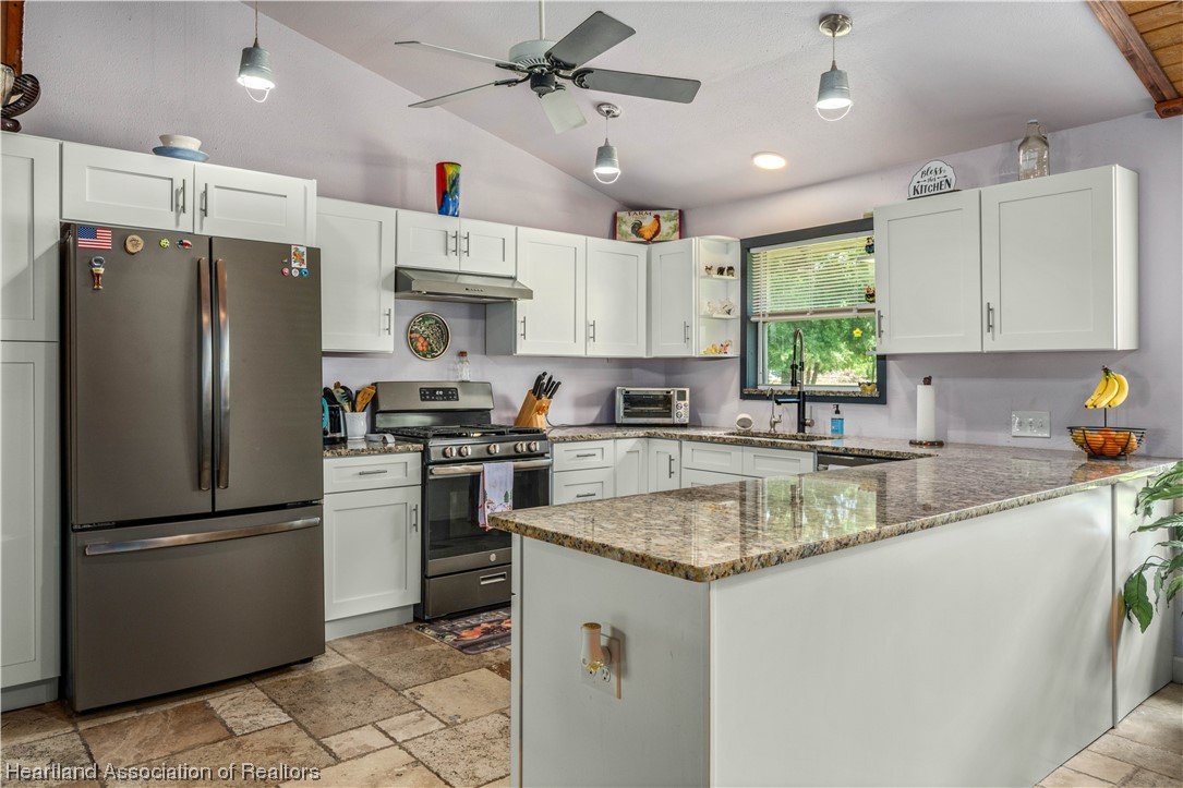 6011 Golden Road Sebring, FL 33875 - Photo 11 of 38 Gallery Image 11