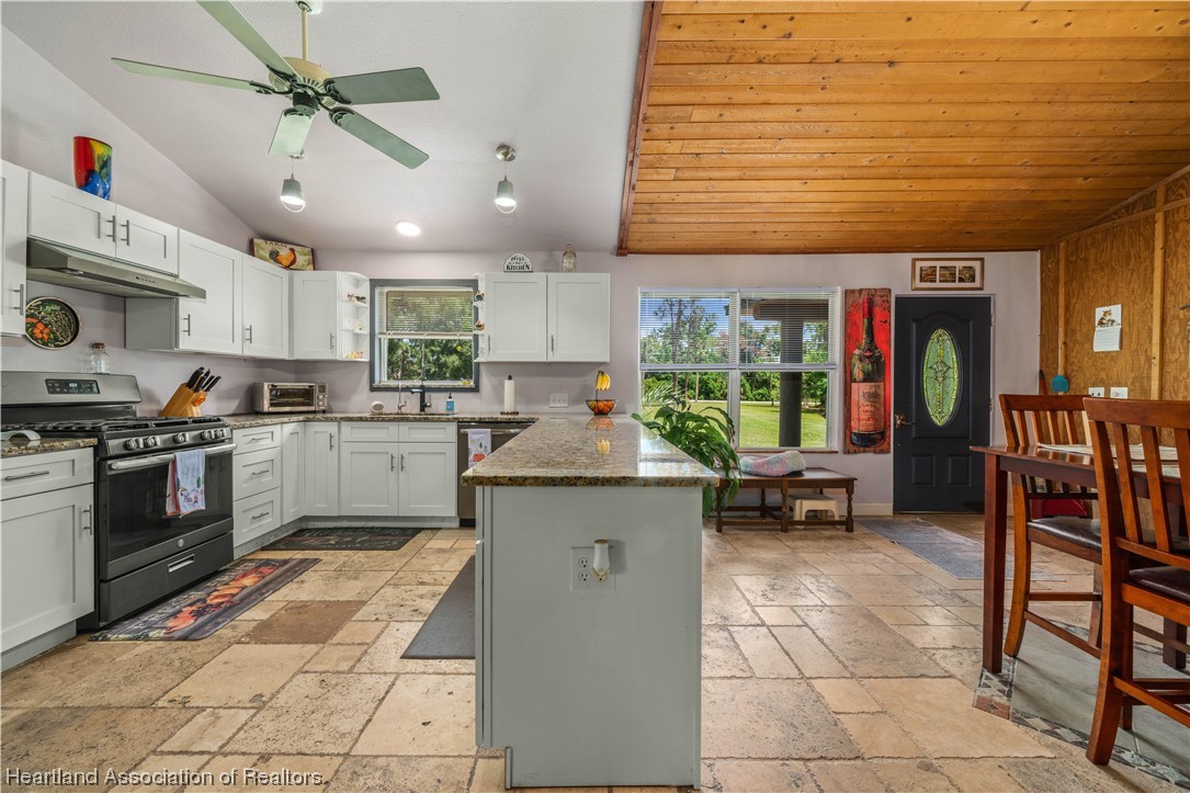 6011 Golden Road Sebring, FL 33875 - Photo 13 of 38 Gallery Image 13