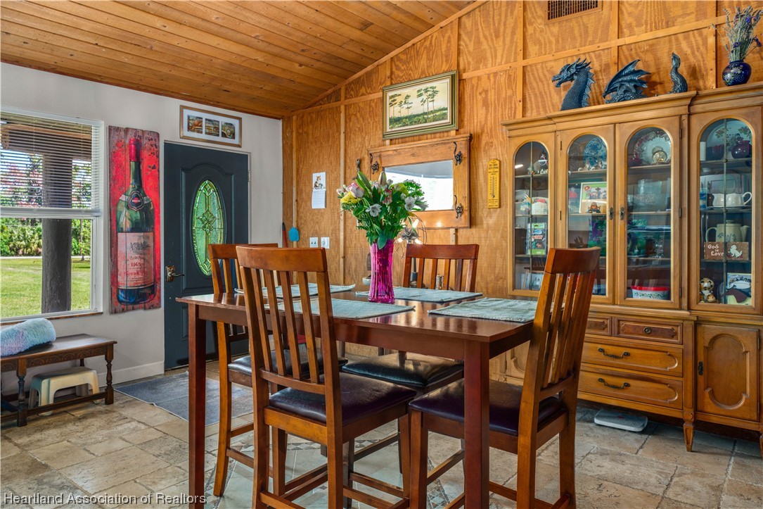 6011 Golden Road Sebring, FL 33875 - Photo 16 of 38 Gallery Image 16