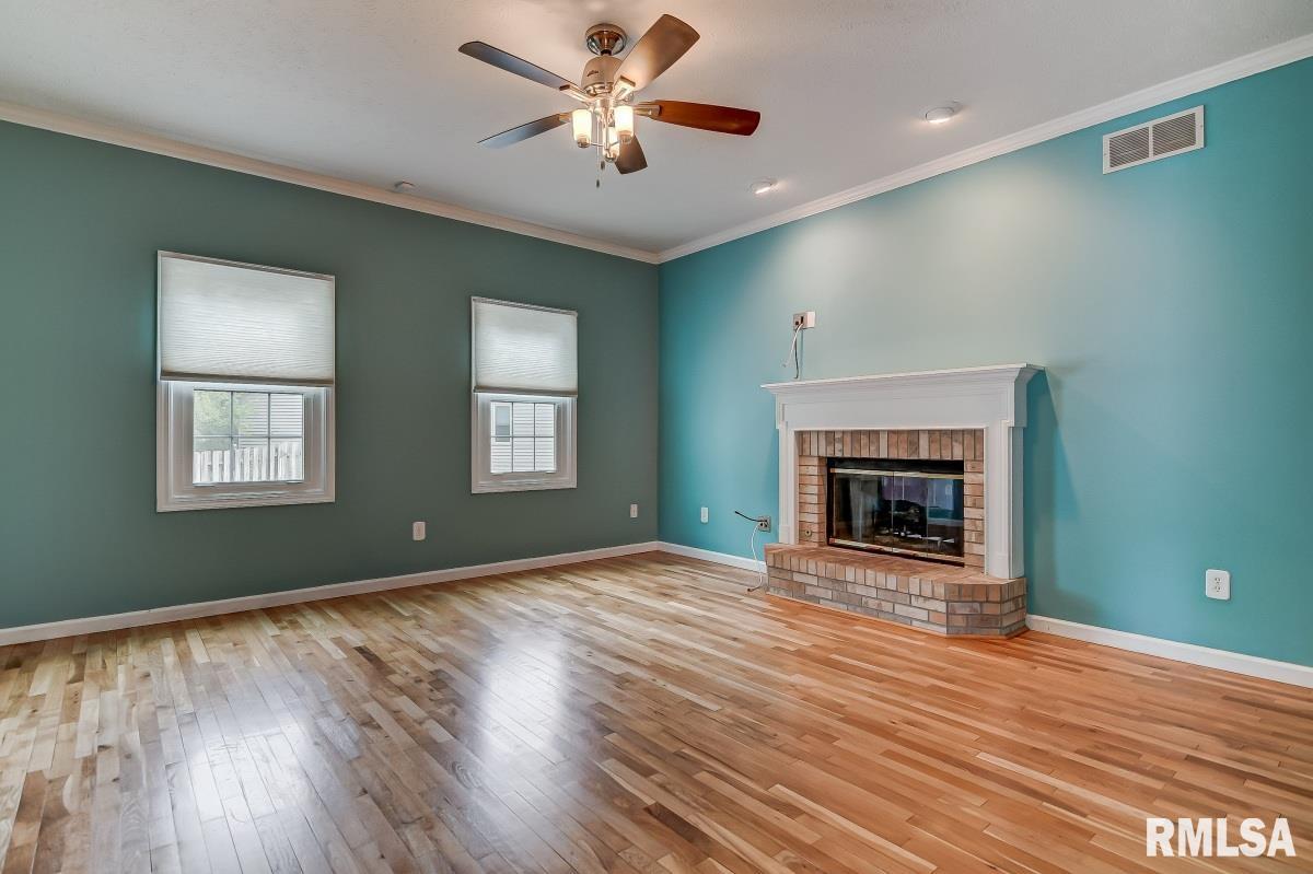 2501 Shadow Chaser Drive Springfield, IL 62711 - Photo 15 of 41