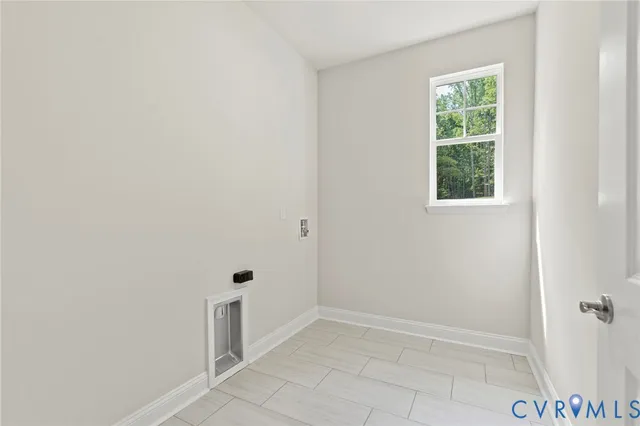 a view of a back yard of the house