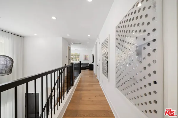 $1,195,000 | 19254 Blackthorn Drive, Santa Clarita, CA 91351