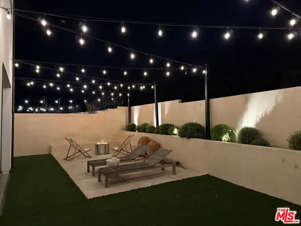 $1,195,000 | 19254 Blackthorn Drive, Santa Clarita, CA 91351