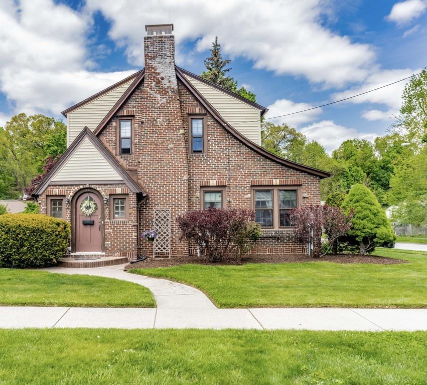 45 Rochelle Street West Springfield, MA 01089 - Photo 1 of 26 Gallery Image 1