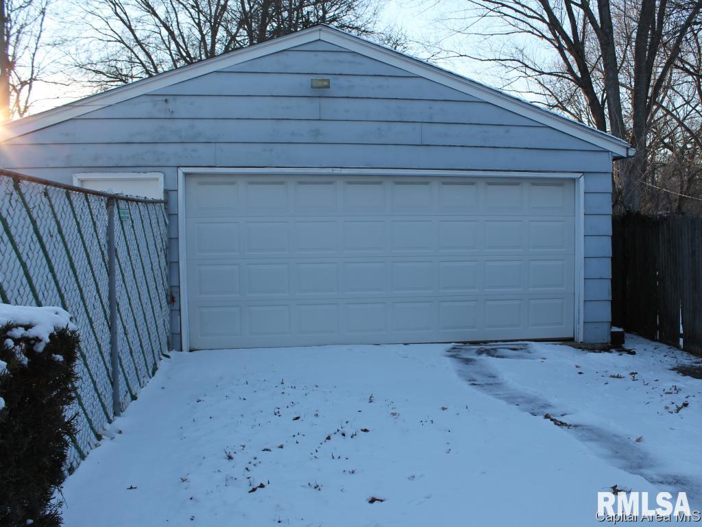 305 Whitefield Road Springfield, IL 62702 - Photo 7 of 8