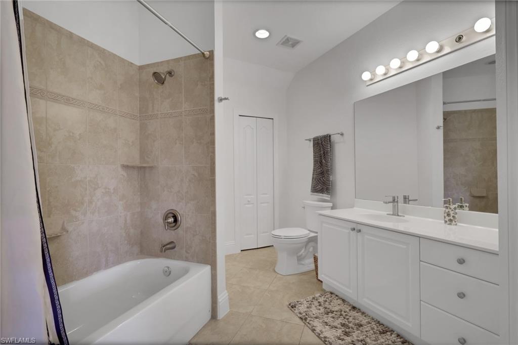 6181 Hidden Oaks Lane Naples, FL 34119 - Photo 27 of 38