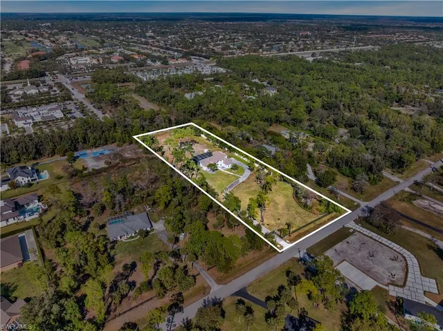 $1,700,000 | 6181 Hidden Oaks Lane, Naples, FL 34119