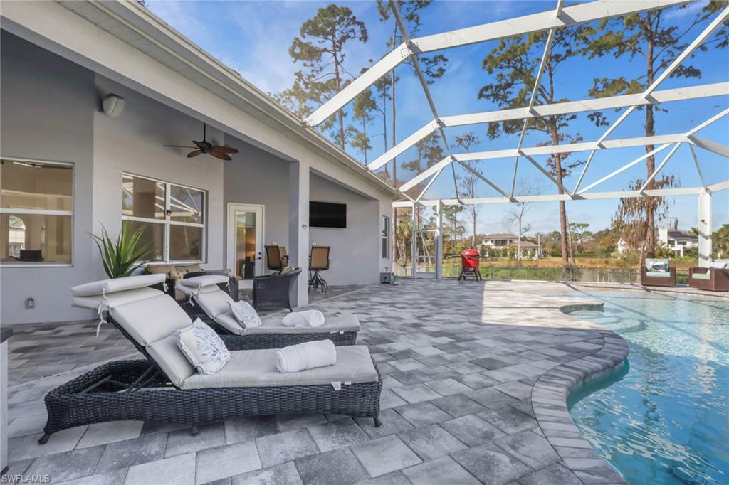 6181 Hidden Oaks Lane Naples, FL 34119 - Photo 5 of 38