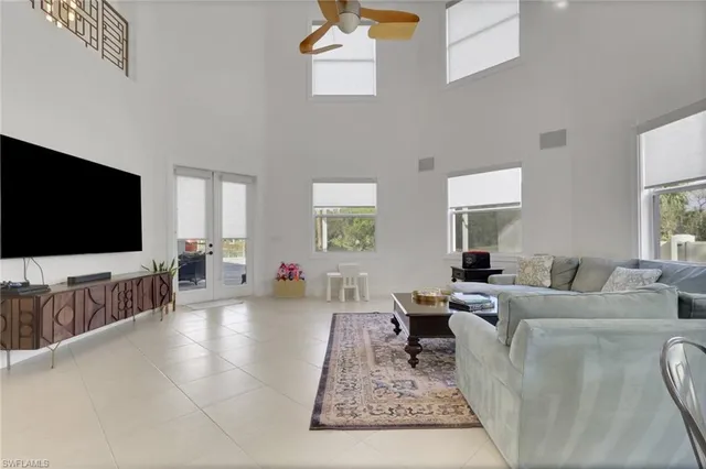 $1,700,000 | 6181 Hidden Oaks Lane, Naples, FL 34119