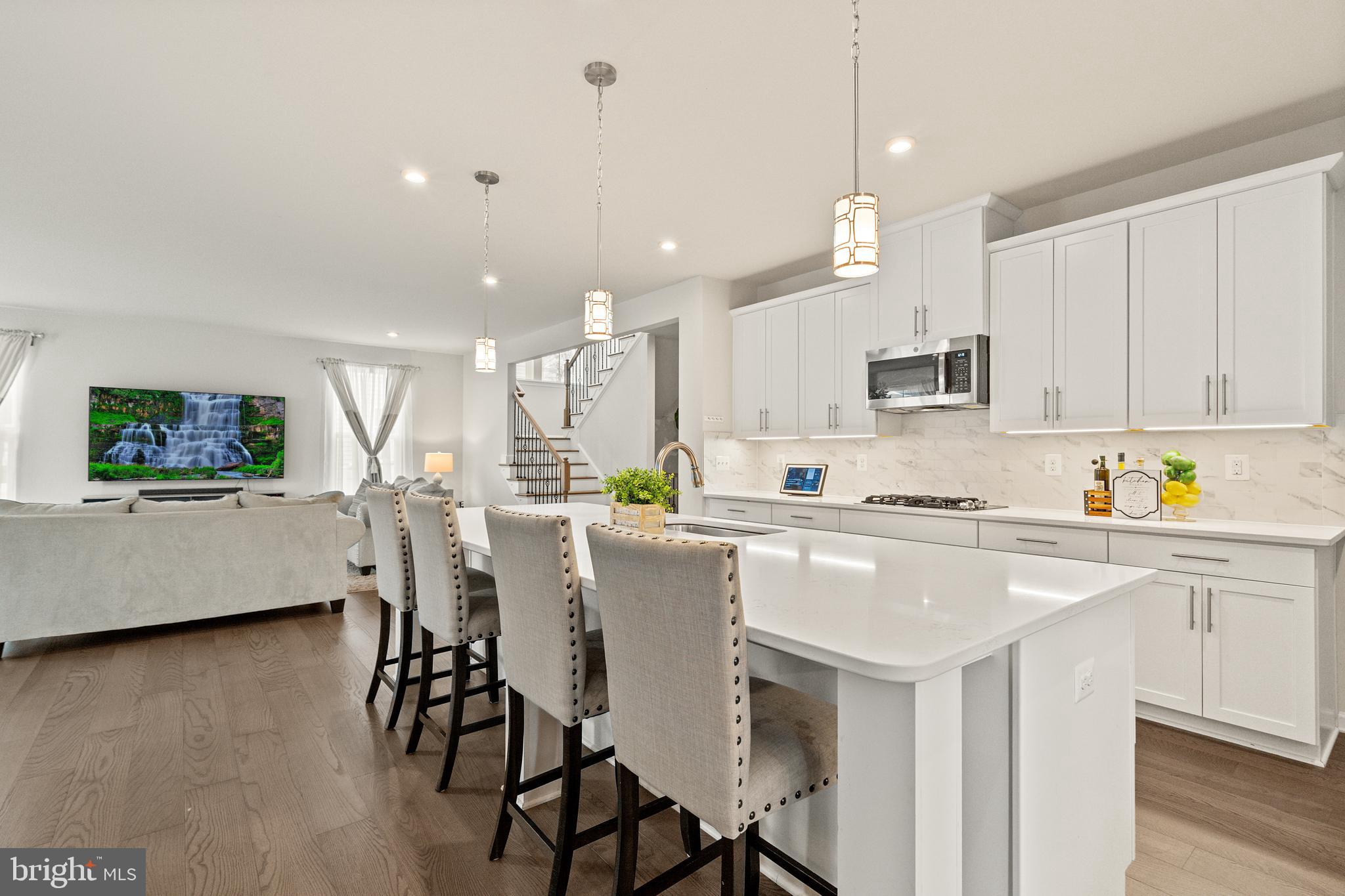 4554 Morley Loop Woodbridge, VA 22192 - Photo 20 of 57 Best for breakfast