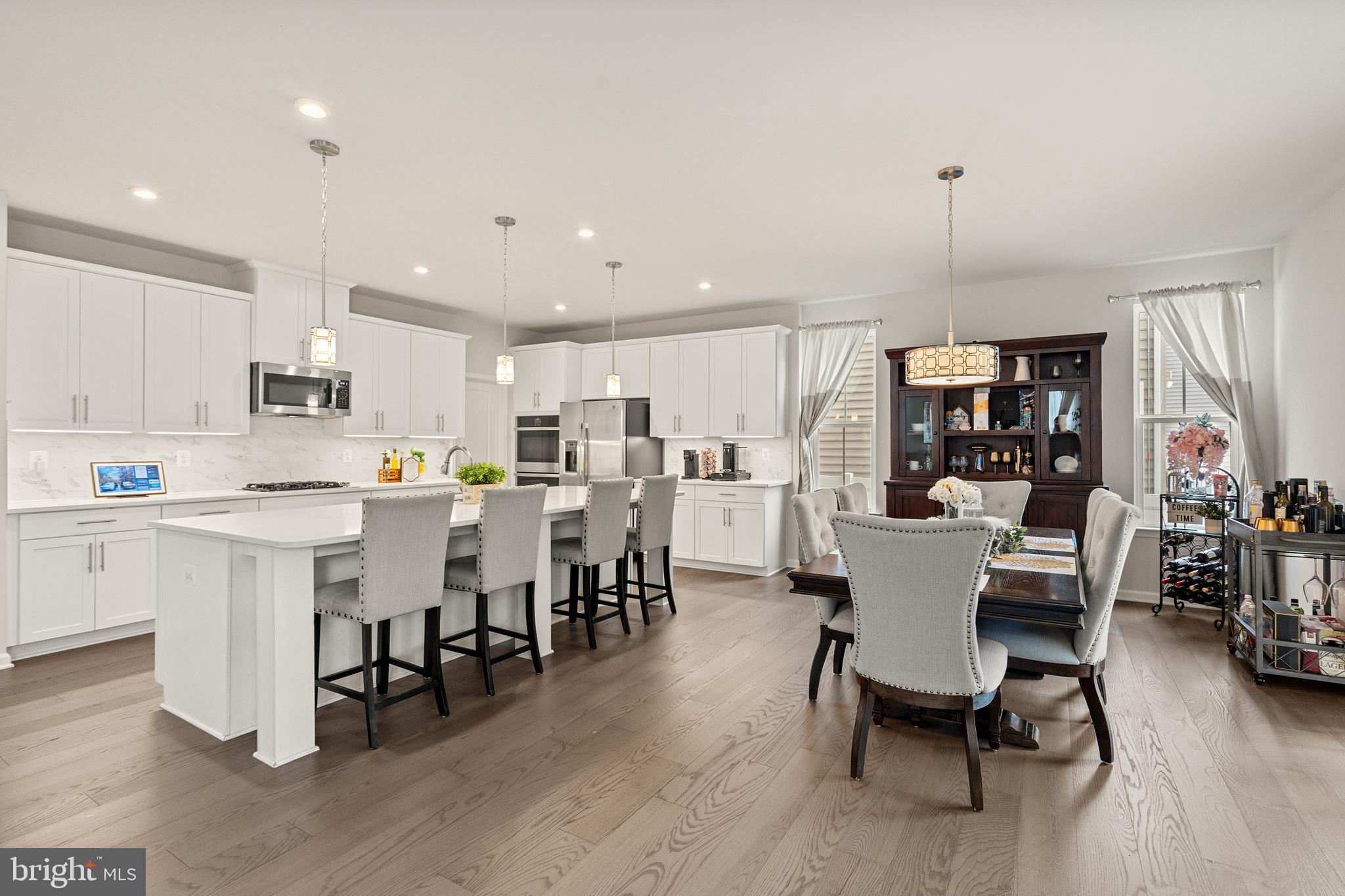 4554 Morley Loop Woodbridge, VA 22192 - Photo 10 of 57 Gourmet Kitchen