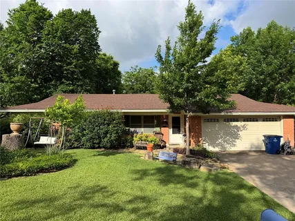 $200,000 | 1407 Nichols Street, Ennis, TX 75119