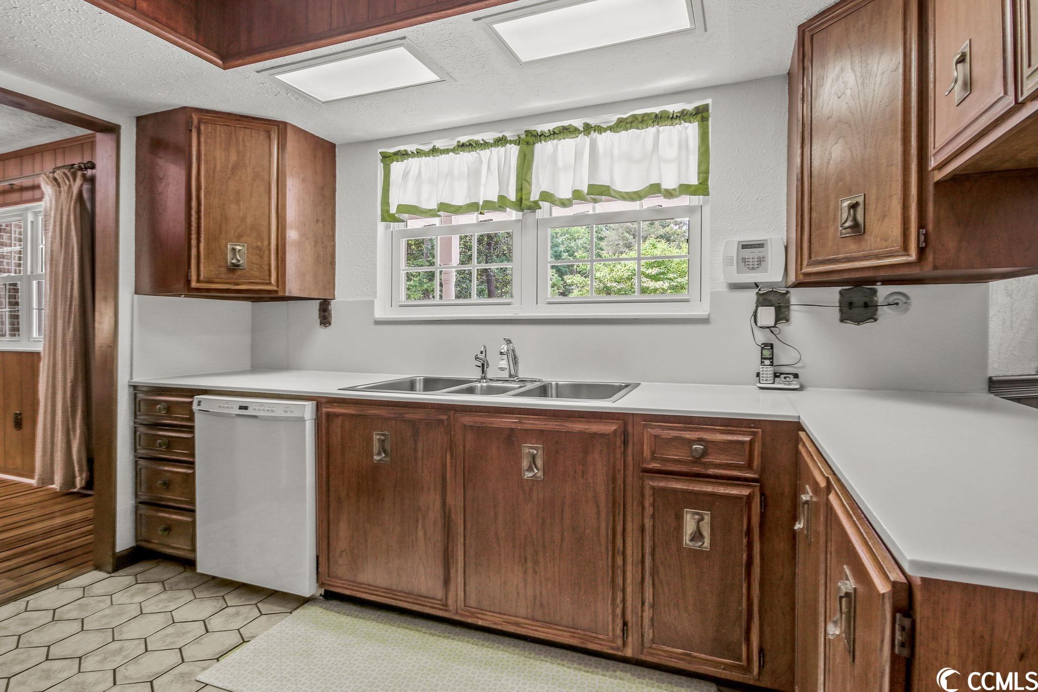 124 North Gate Road Myrtle Beach, SC 29572 - Photo 9 of 40