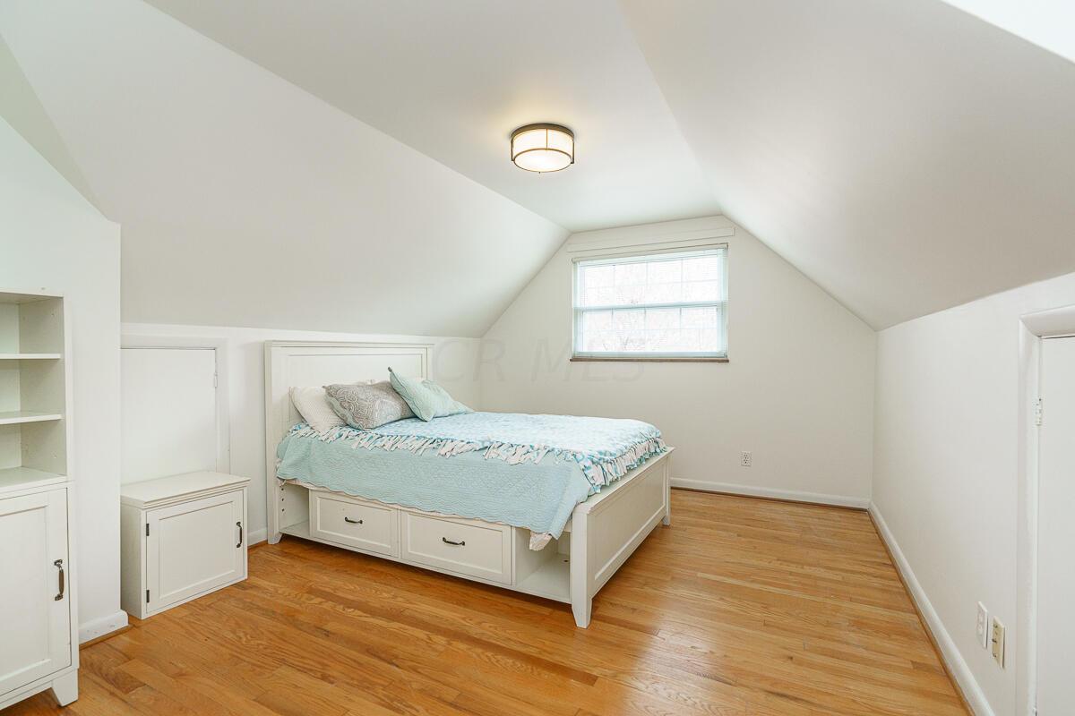 2560 Coventry Road Columbus, OH 43221 - Photo 25 of 49 bed 3 1