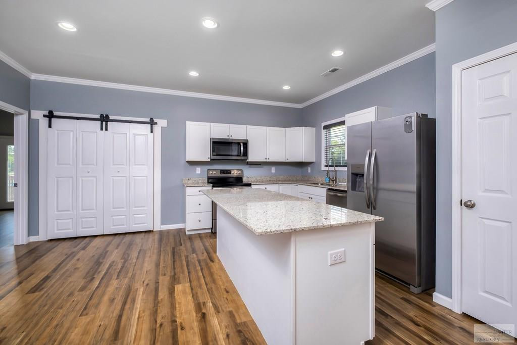 3735 Pinewood Road Sumter, SC 29154 - Photo 12 of 26 Gallery Image 12