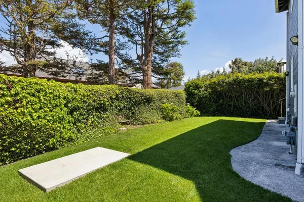 $1,999,000 | 533 Alsace Lorraine Avenue, Half Moon Bay, CA 94019